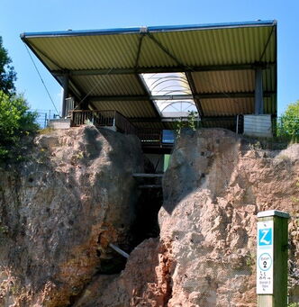 Die Korbacher Spalte ist eine Fossilfundstelle oberpermischer Wirbeltiere und das zweit-bedeutendste paläantologische Bodendenkmal in Hessen