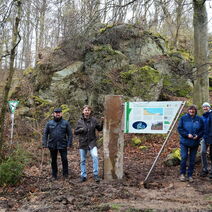 Die Geo-Station Wichtelsteine in Frankenau ist zum Geotop des Jahres 2023 gewählt worden.