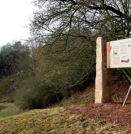 Die Geo-Station in Martenberg bietet anschauliche Informationen über die Geologie sowie natur-und kulturlandschaftliche Besonderheiten in kompakter Form.