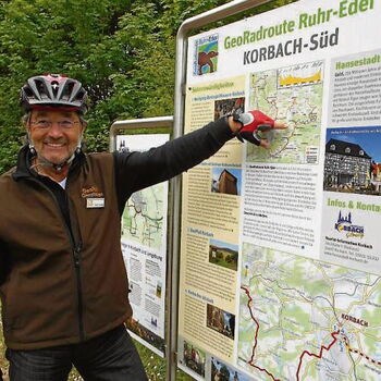 Peter Hankel, seit 2016 zertifizierter Geoparkführer unterwegs auf einer GeoRadroute.