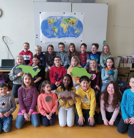 Das Bildung für nachhaltige Entwicklung (BNE)-Modul "Die Erde in Bewegung" in einer dritten Klasse an der Grundschule Bruchhausen.